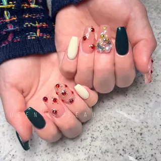 ネイル Queens みなみのネイルデザイン