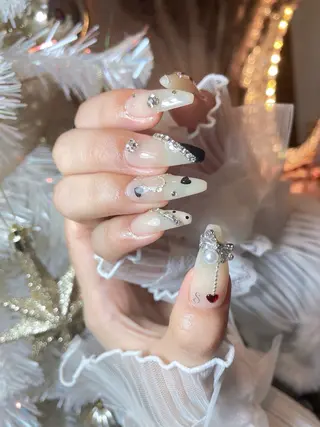 ネイル 23時まで❤︎韓国、 ワンホンネイルのネイルデザイン