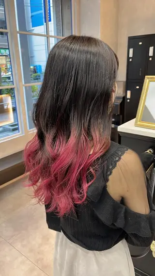 セミロング カラー 🦩レイヤー|透明感 カラー🦩makoのヘアスタイル