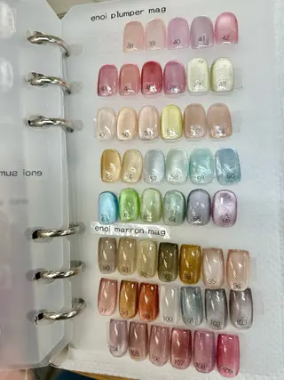 ネイル ネイルサロンエーナイン札幌大通本店所属・宇野 舞美のネイルデザイン