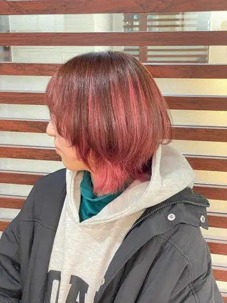ミディアム アリヤマ メイカのヘアスタイル