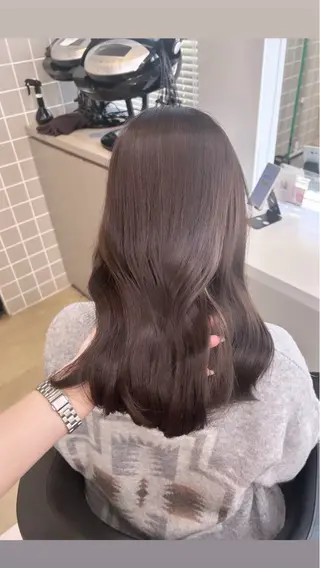 カラー 透明感ベージュ🤎 ナチュラルレイヤーのヘアスタイル