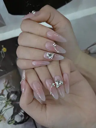 ネイル Lumi Nail 新大久保3‘のネイルデザイン