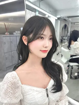 ロング ami 大人モテ/レイヤーのヘアスタイル