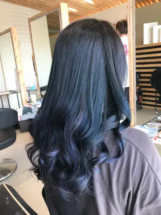 ロング カラー 関口 友行のヘアスタイル