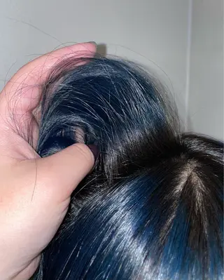 カラー ミルクティーベージュ ブリーチ🖤サヤカのヘアスタイル