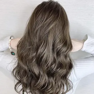 セミロング ブリーチなしダブル/ レイヤーカット 小棹のヘアスタイル