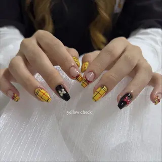 ネイル GRANDE大須 Cecil💜のネイルデザイン