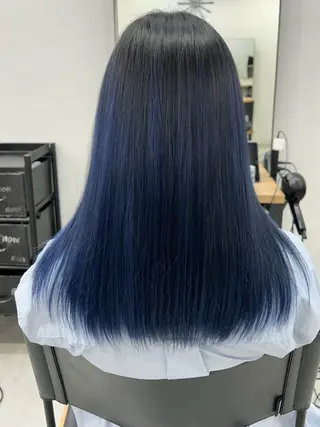 セミロング カラー 🫐寒色系カラー 🫐ヤマナカリリカのヘアスタイル