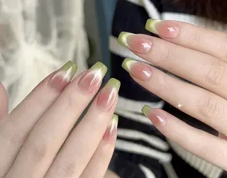 ネイル 🦋ネイルサロン ブラン🌈ゆりのネイルデザイン