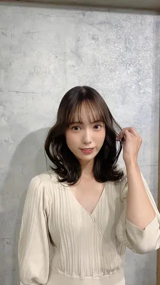 セミロング カラー ヘアアレンジ 韓国レイヤー/ 顔周り💕田中将吾のヘアスタイル