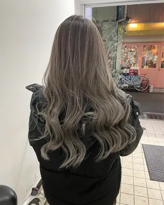 ロング カラー Tao所属・藤川 大智のヘアスタイル