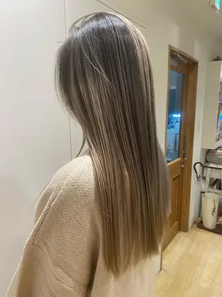 ロング カラー kawabe maikoのヘアスタイル