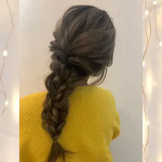 ヘアアレンジ ubu share salon所属・鈴村緋女／ヘアセット ／耳ツボジュエリーのその他イメージ