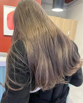 セミロング レイヤーカット/暖色 カラー/mao🎀のヘアスタイル