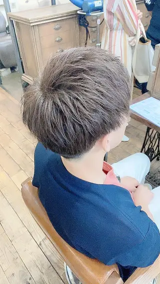 ショート カラー メンズ 國分 伸也のヘアスタイル