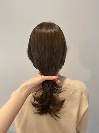 ミディアム カラー 川端 明莉のヘアスタイル