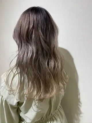 ロング カラー アンククロス青山店所属・ANKHCROSS りりあのヘアスタイル