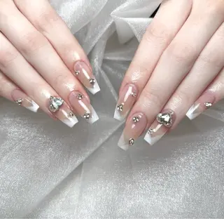 ネイル Maggie Nail🦩のネイルデザイン