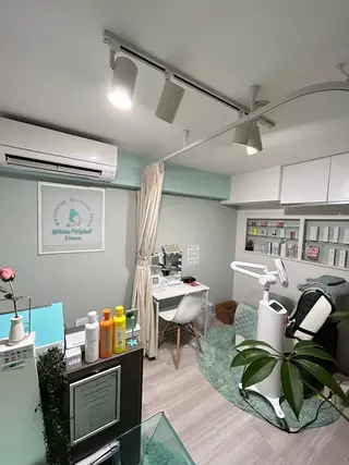 ホワイティアビシェル ウラワ　白澤奇のエステ・リラクイメージ