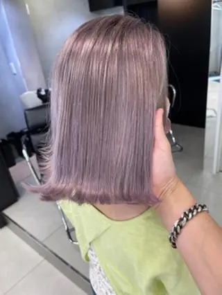 ミディアム カラー 前田 桃花のヘアスタイル