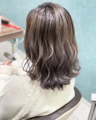 ミディアム カラー 💎大人ハイライト 💎上杉一也💎のヘアスタイル