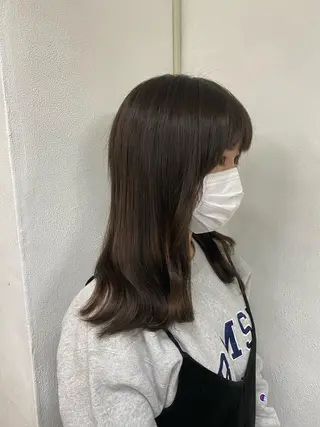 ミディアム カラー レイヤーウルフ エクステ磯部のヘアスタイル