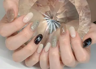 ネイル LoaChaton kaeのネイルデザイン