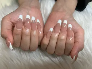 ネイル SOARE🤍 🤍のネイルデザイン