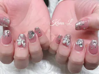 ネイル 芦辺 香奈のネイルデザイン