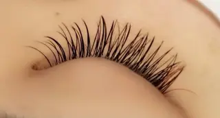 マツエク・マツパ 岡田詩織 MODE Ks松原店のヘアスタイル