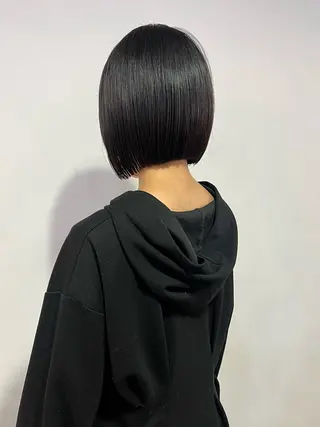 ショート 切りっぱなしボブ/ ブリーチカラー/大塚のヘアスタイル