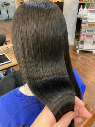 ロング カラー パーマ newi saLyu ネウィ　サリューのヘアスタイル