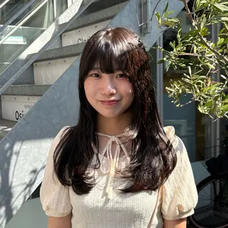 ロング 西村 清花のヘアスタイル