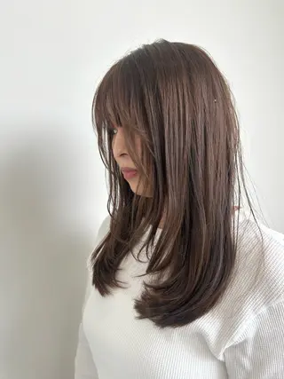 セミロング カラー ヴァンキャトル 山口裕真のヘアスタイル
