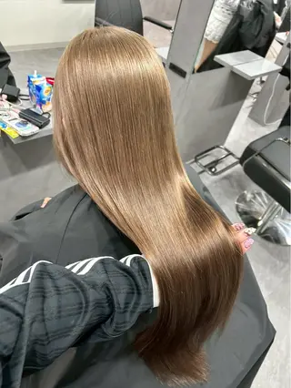 カラー 【🦋ハイトーンリタ ッチ🦋】ENAのヘアスタイル