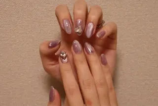 ネイル Earth Total Beauty Salon所属・アース　トータル ビューティサロンのネイルデザイン