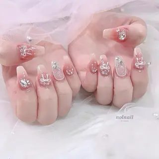 ネイル Lee Nailsのネイルデザイン