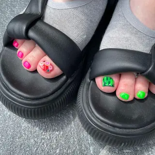 ネイル neouv所属・NEOUV NAILのネイルデザイン