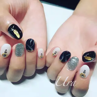 ネイル UrakoNail 《nail》のネイルデザイン