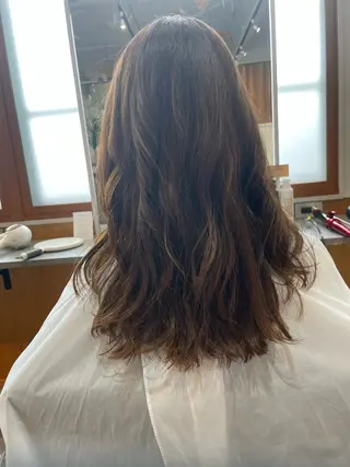 パーマ maru.所属・照井 由香理のヘアスタイル