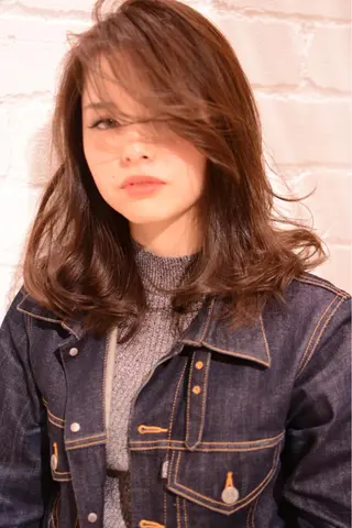 ミディアム セミロング カラー パーマ 河上 雅俊のヘアスタイル