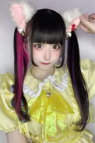 ロング カラー オフホワイトアンドなんば所属・福西 洋斗のヘアスタイル