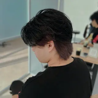 ミディアム カラー メンズ フェザー/ゆるふわ パーマ/鐘ヶ江 航青のヘアスタイル