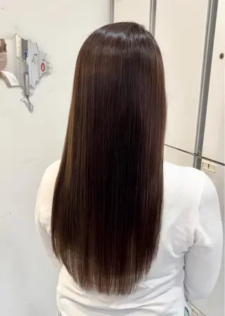 ロング メンズバレイヤージュ 斉藤春のヘアスタイル