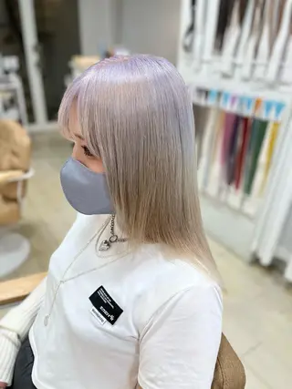 セミロング カラー パーマ ヘアアレンジ メンズ キッズ ネイル マツエク・マツパ アイブロウ 🌟ブリーチ特化型 ハイトーンカラー🌟のヘアスタイル