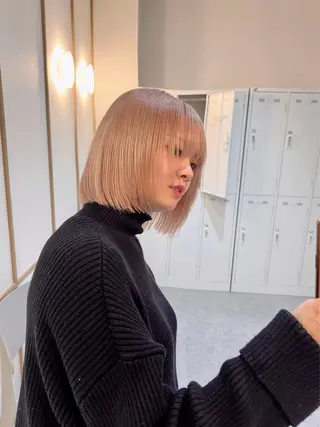 ショート カラー Via officialのヘアスタイル