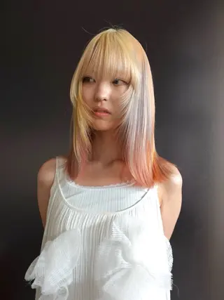 ミディアム カラー レイヤー専門家 ダブルカラー修のヘアスタイル