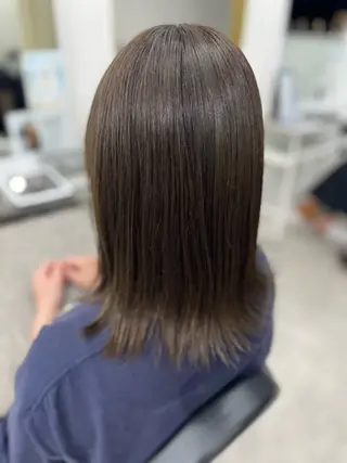 セミロング カラー 🫧ぷる艶カラー🫧 Yuubi🦩のヘアスタイル