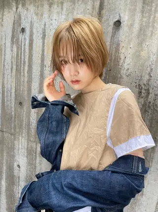 ショート カラー ショート/ボブ/ 心斎橋/宮脇美奈のヘアスタイル